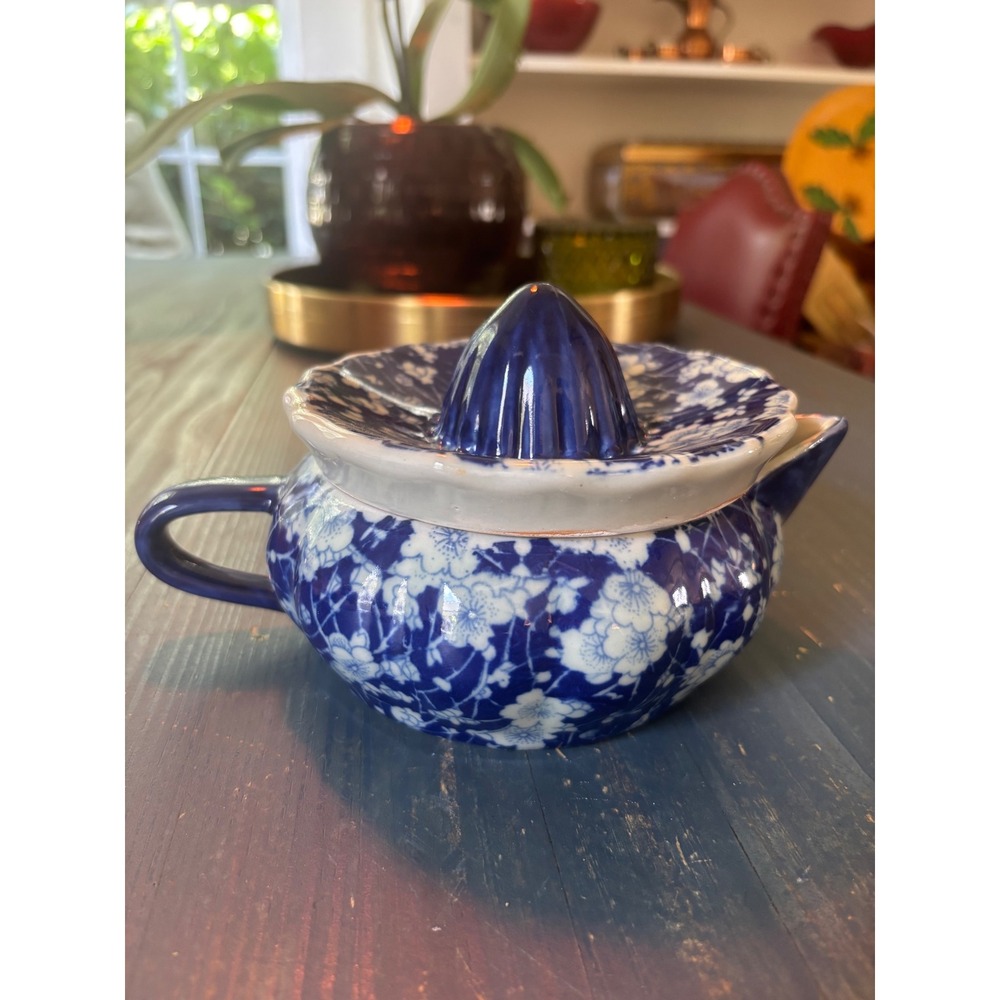 Victoria Ware Ironstone Blue White Floral Citrus Juicer Reamer Pitcher 2pc Set